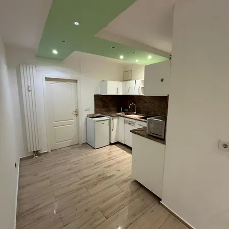 Apartman In *
